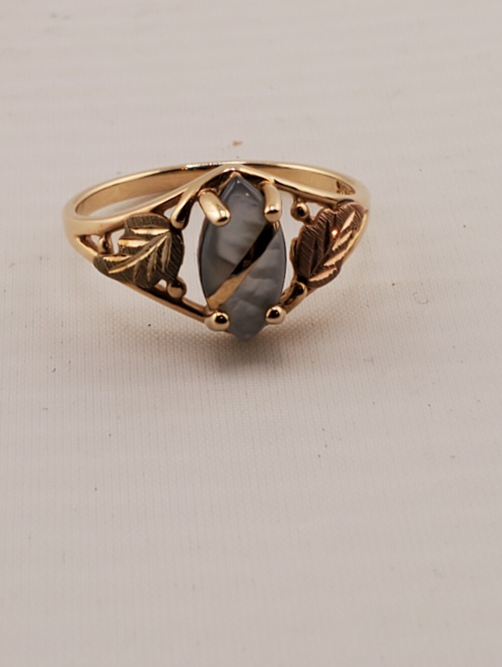 10k Black Hills Gold MOP Ring 6.75 - Picture 5 of 11